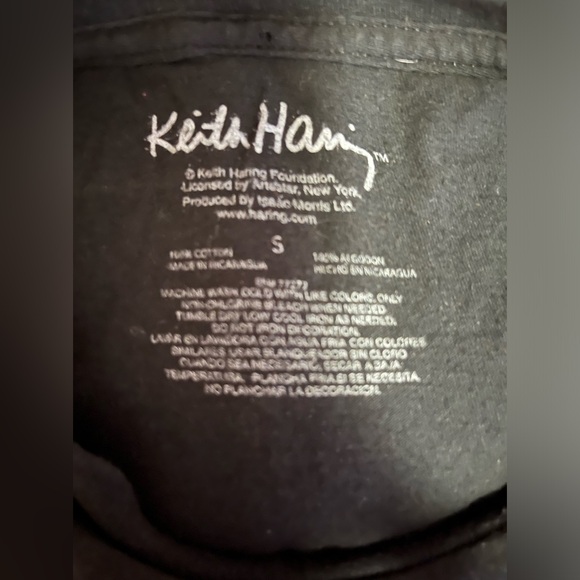 Keith Haring Size S Red Dog T-Shirt - Picture 2 of 3